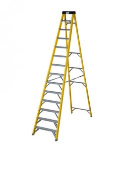 14′ STEP LADDER
